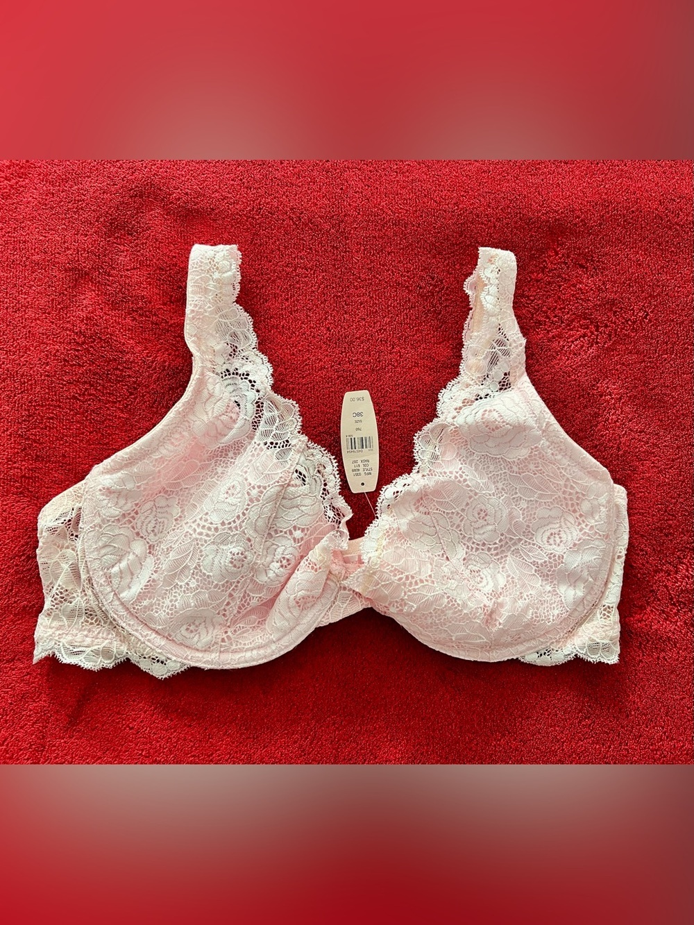 Victoria’s Secret Light Pink Lace Underwire Bra 38C NWT
